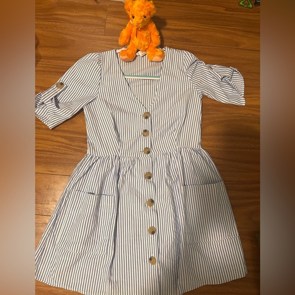 Dresses & Skirts - Casual ! size s perfect 👍